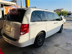 دودج كارافان